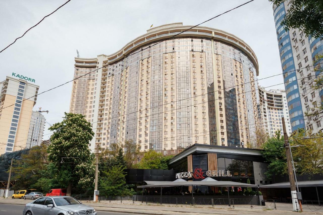 Grey Apartment Odessa Ngoại thất bức ảnh